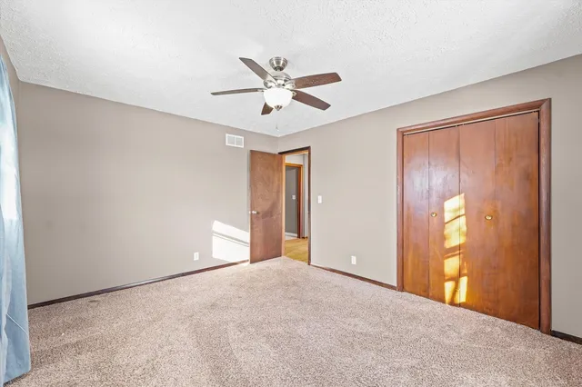 $245,000 | 411 Weathering Drive, Mahomet, IL 61853