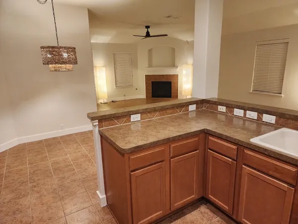 $2,150 | 4519 Woodspring Glen Lane, Houston, TX 77345