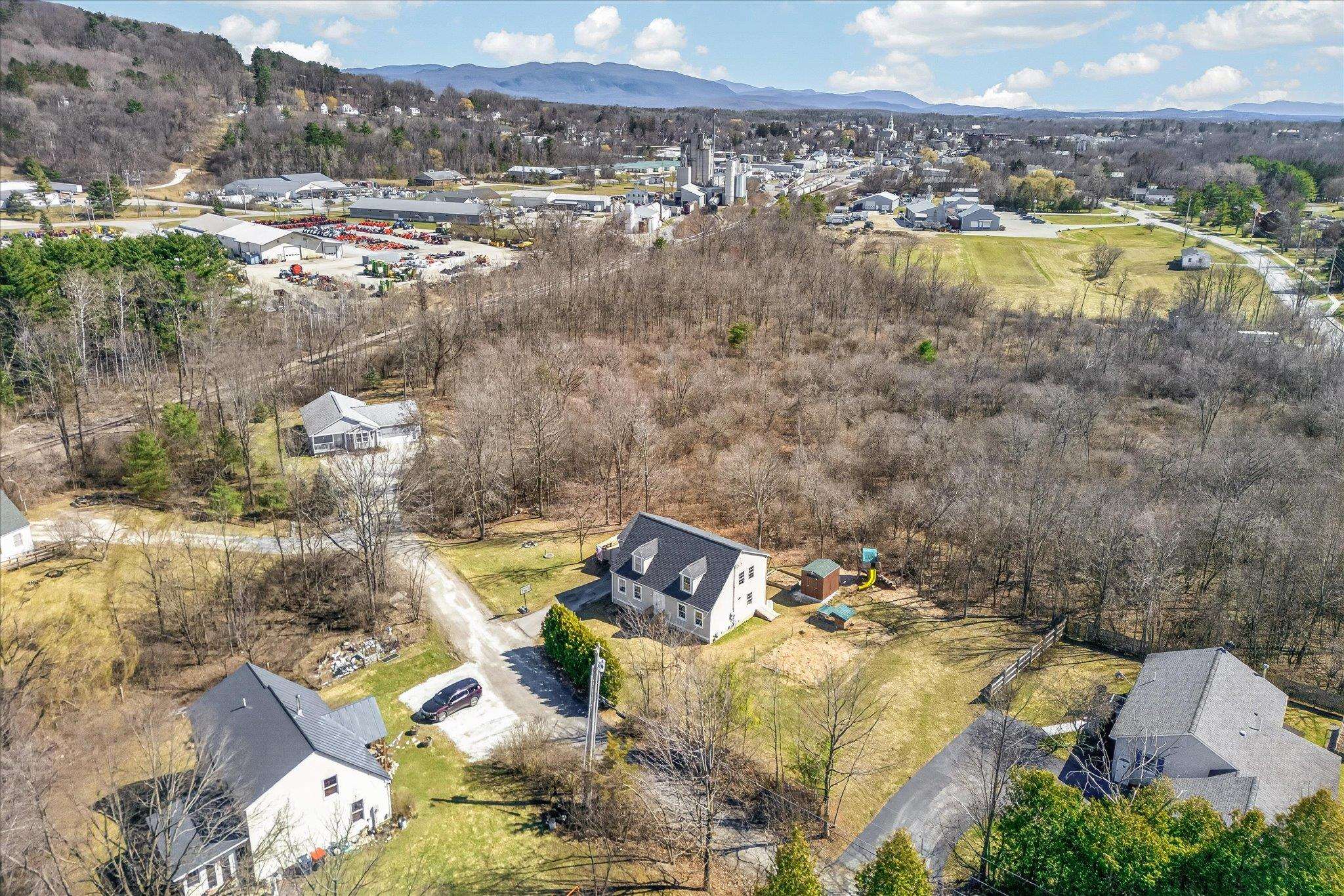 110 Sarahs Way Middlebury, VT 05753 - Photo 5 of 59