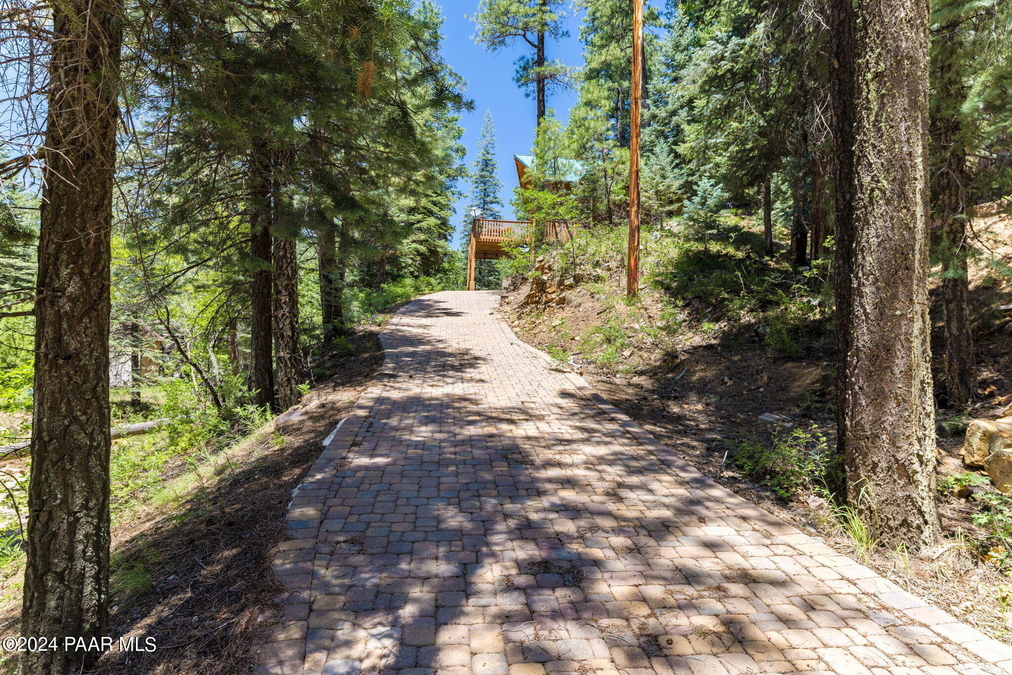 2980 Bluff Road Prescott, AZ 86303 - Photo 25 of 38 4-Driveway