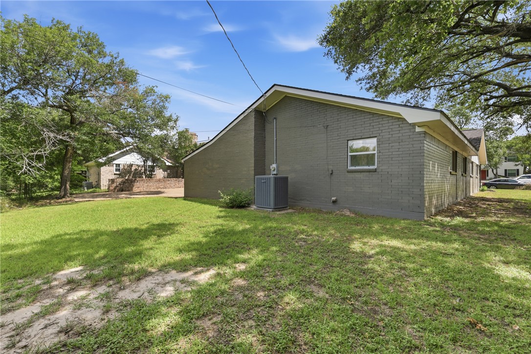 3618 Sunnybrook Lane Bryan, TX 77802 - Photo 31 of 32
