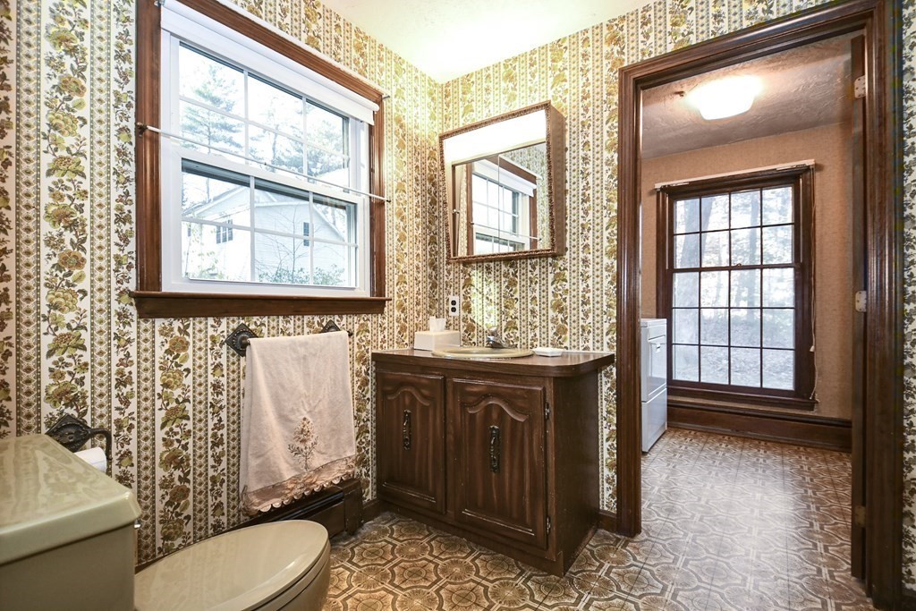 26 Forest Road Acton, MA 01720 - Photo 18 of 37 Gallery Image 18