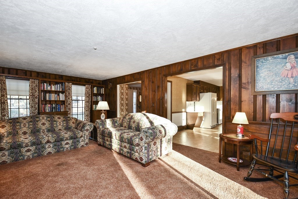 26 Forest Road Acton, MA 01720 - Photo 3 of 37 Gallery Image 3