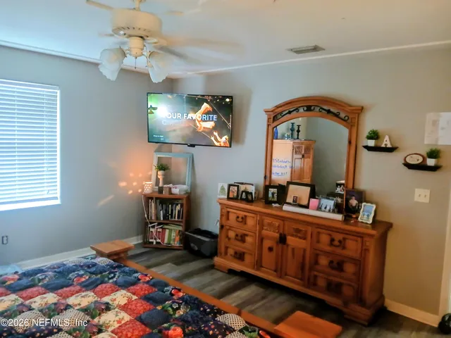 $270,000 | 115 Crestwood Drive, Interlachen, FL 32148