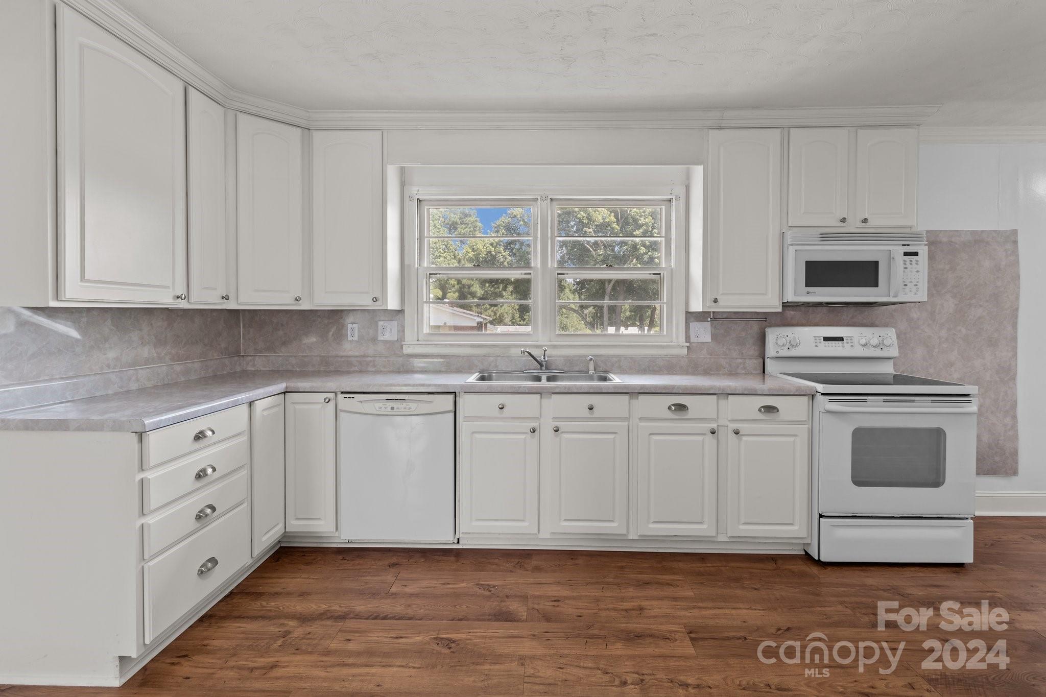 2711 Fowler Road Concord, NC 28025 - Photo 11 of 48 Gallery Image 11
