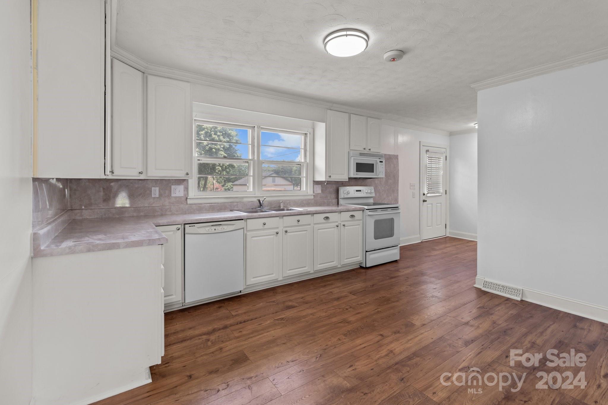 2711 Fowler Road Concord, NC 28025 - Photo 12 of 48 Gallery Image 12