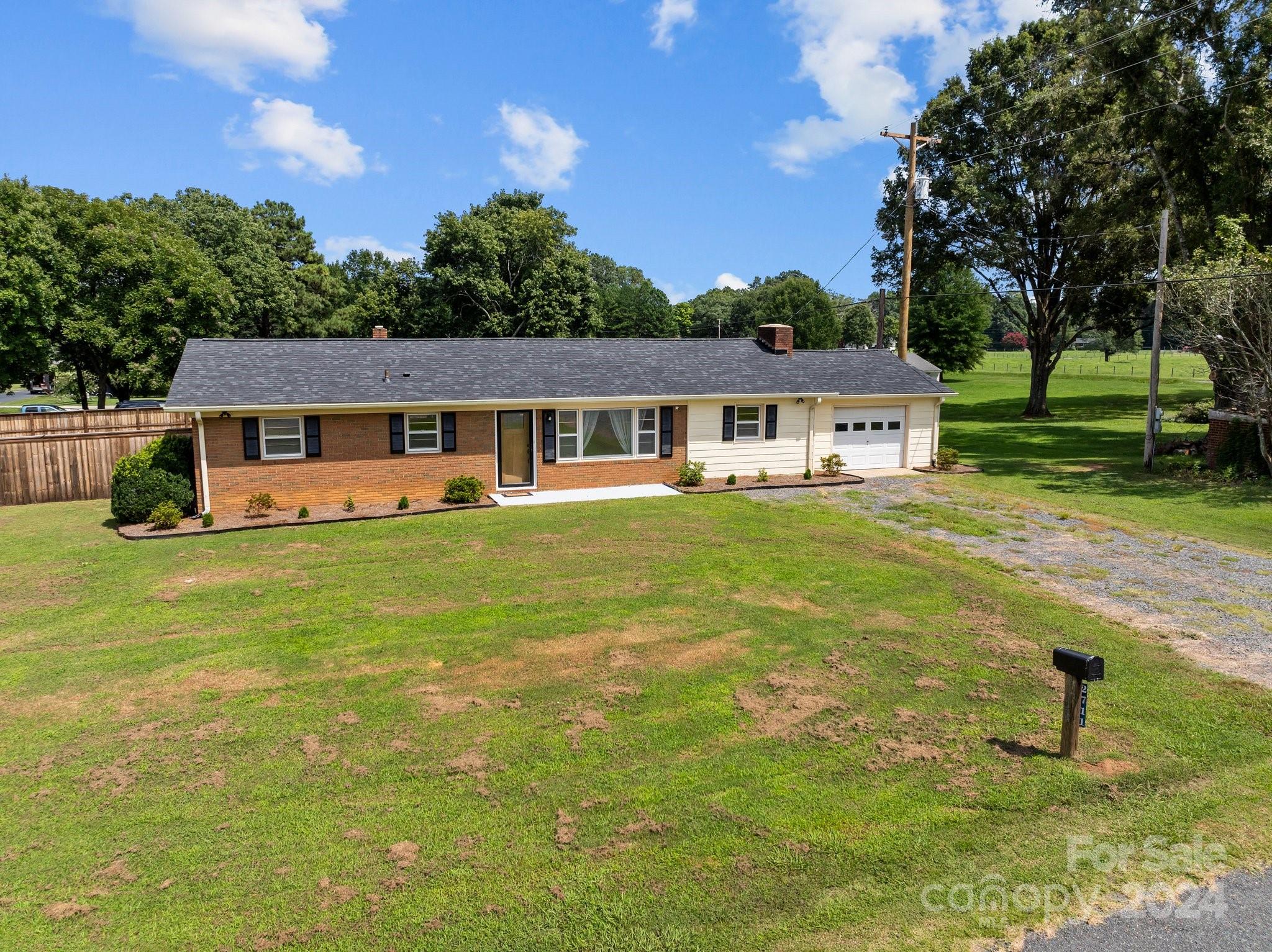2711 Fowler Road Concord, NC 28025 - Photo 2 of 48 Gallery Image 2