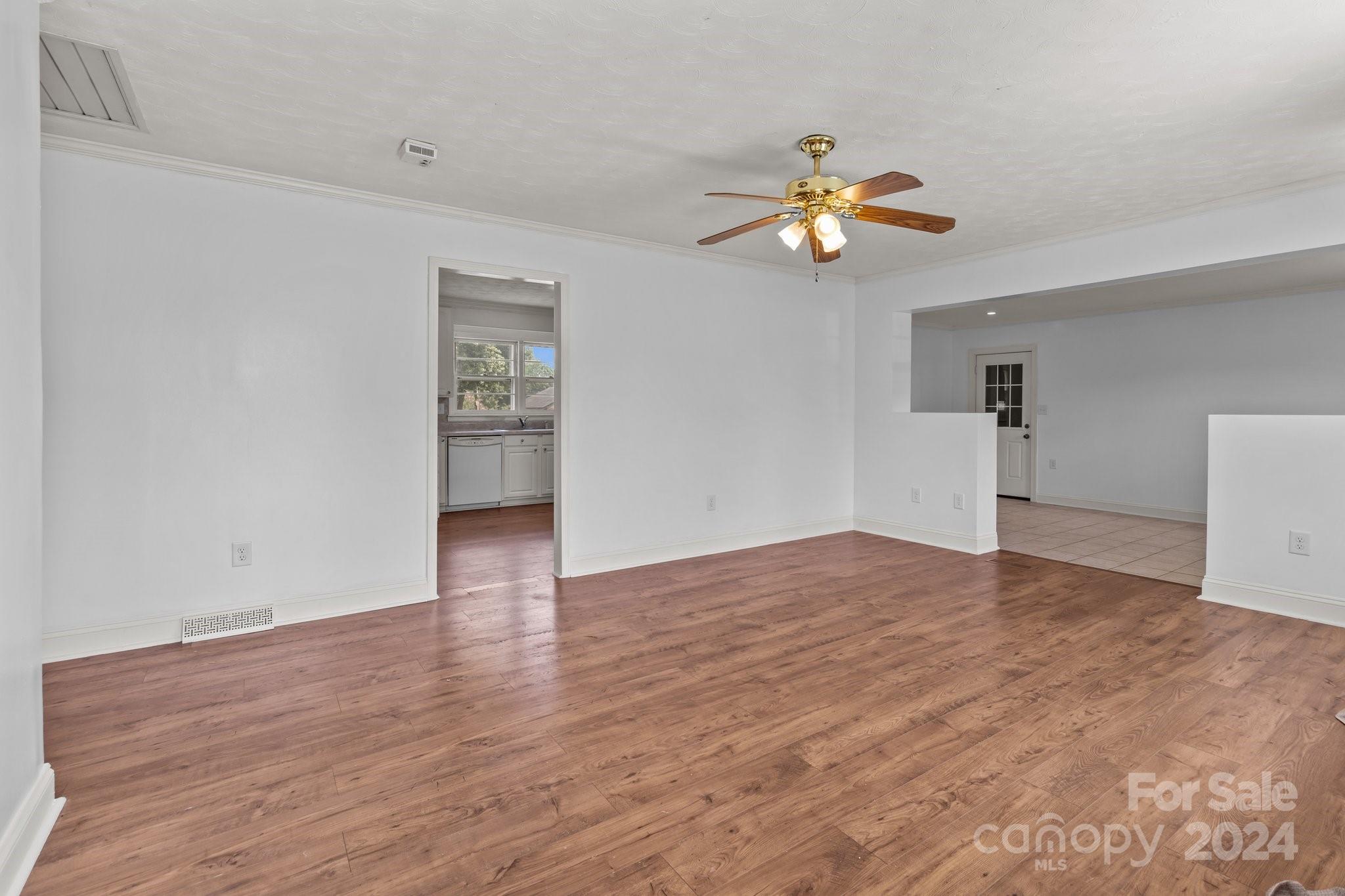 2711 Fowler Road Concord, NC 28025 - Photo 5 of 48 Gallery Image 5