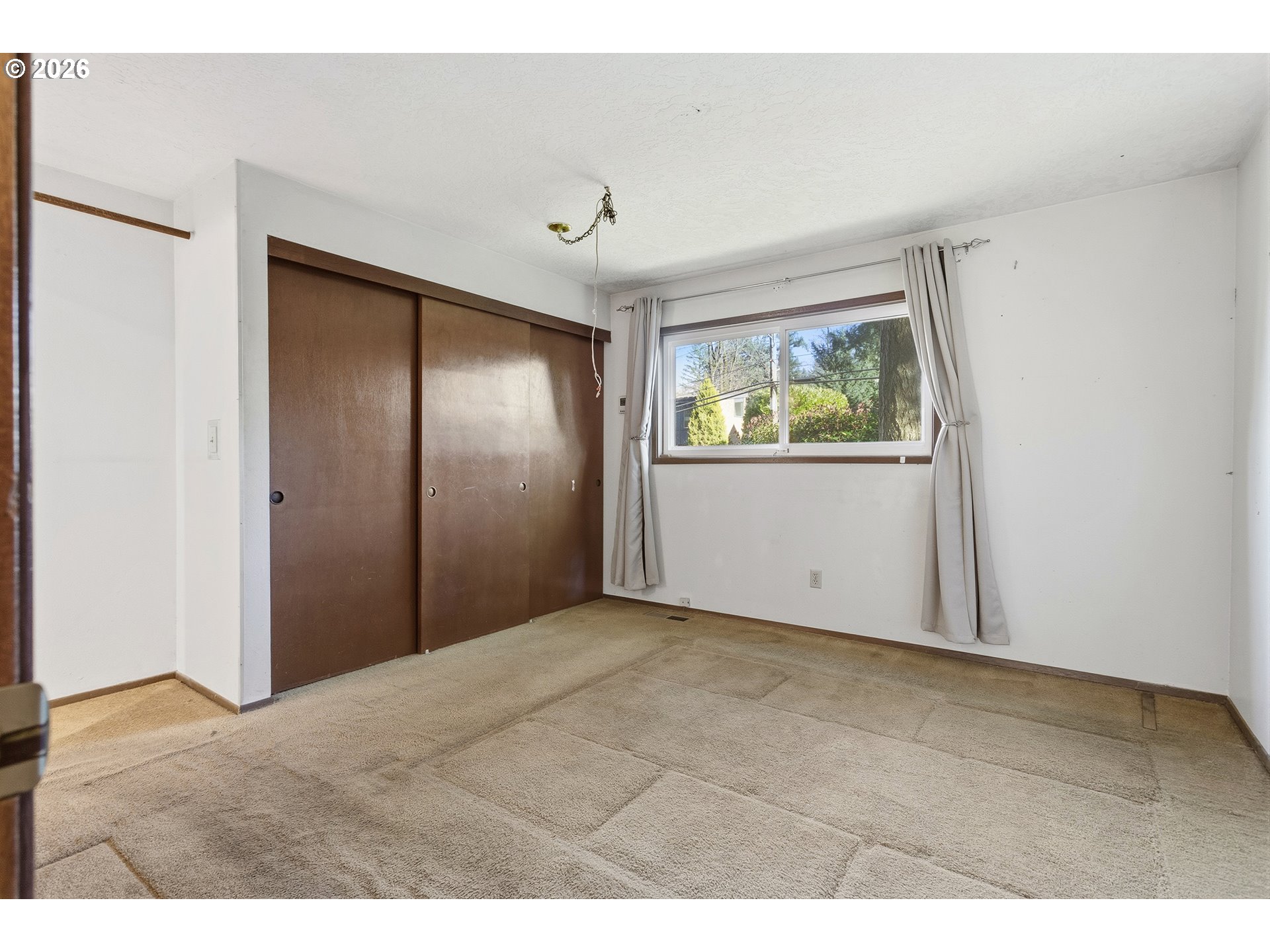 10047 Southwest 25th Avenue Portland, OR 97219 - Photo 14 of 30 Bedroom, Primary