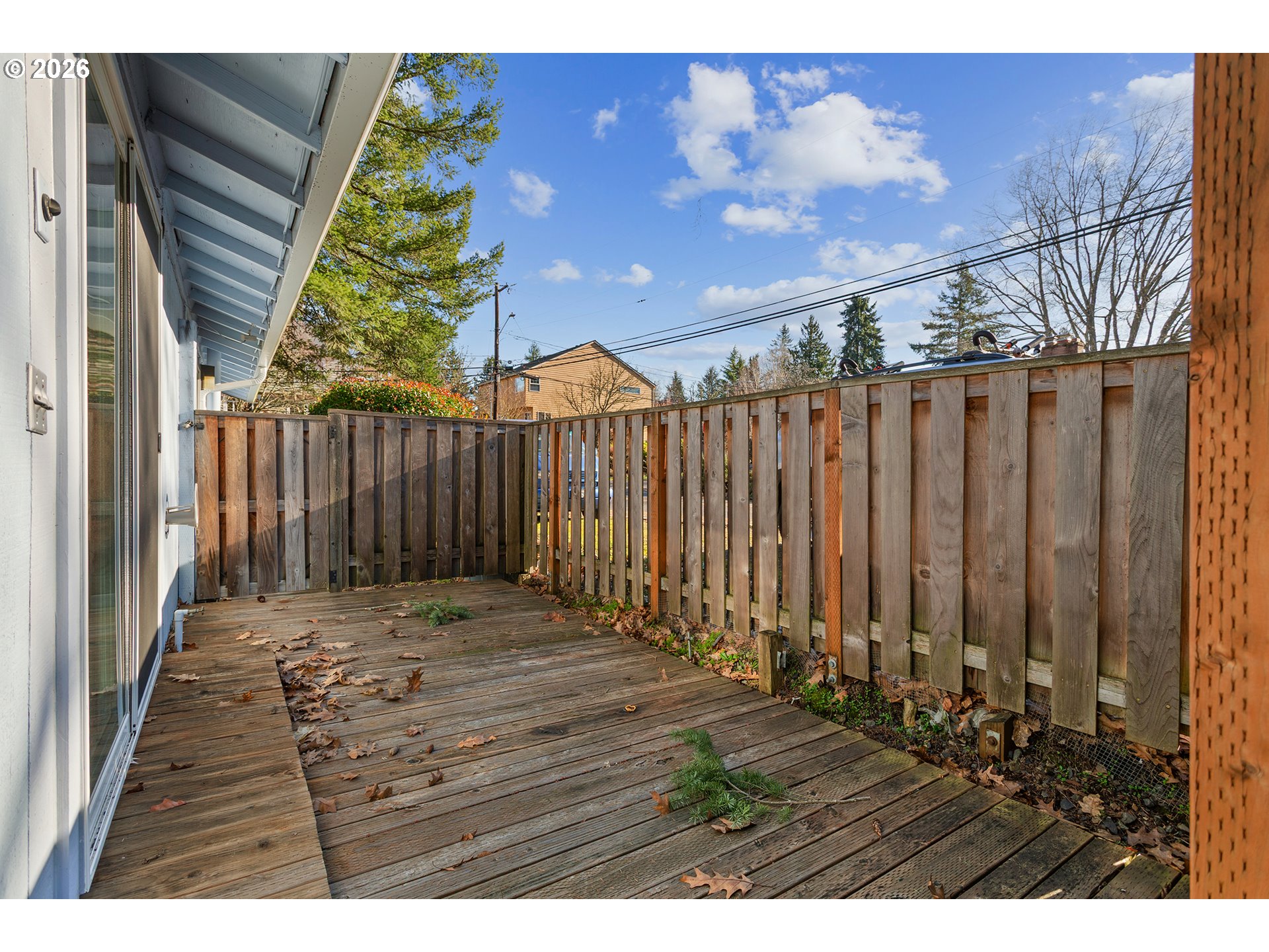 10047 Southwest 25th Avenue Portland, OR 97219 - Photo 19 of 30 Yard