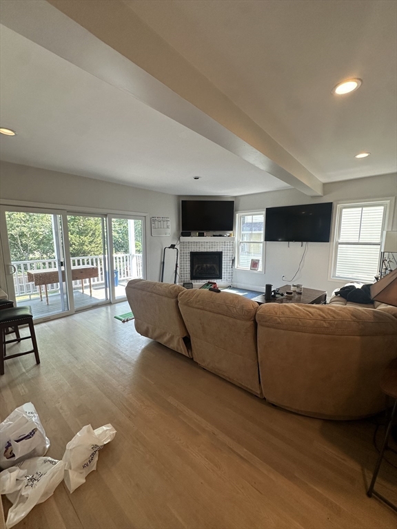 331 Savin Hill Avenue Boston, MA 02125 - Photo 6 of 18
