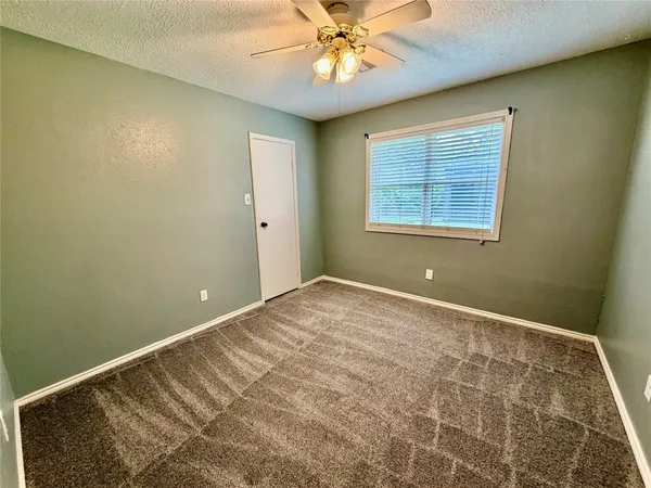 $1,780 | 19335 Diversion Drive, Tomball, TX 77375