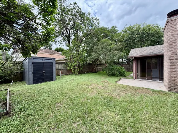 $1,780 | 19335 Diversion Drive, Tomball, TX 77375
