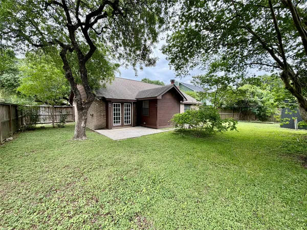 $1,780 | 19335 Diversion Drive, Tomball, TX 77375