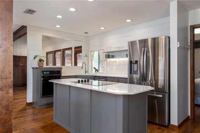 $290,000 | 1521 East Medalist Road, Pineville, LA 71360