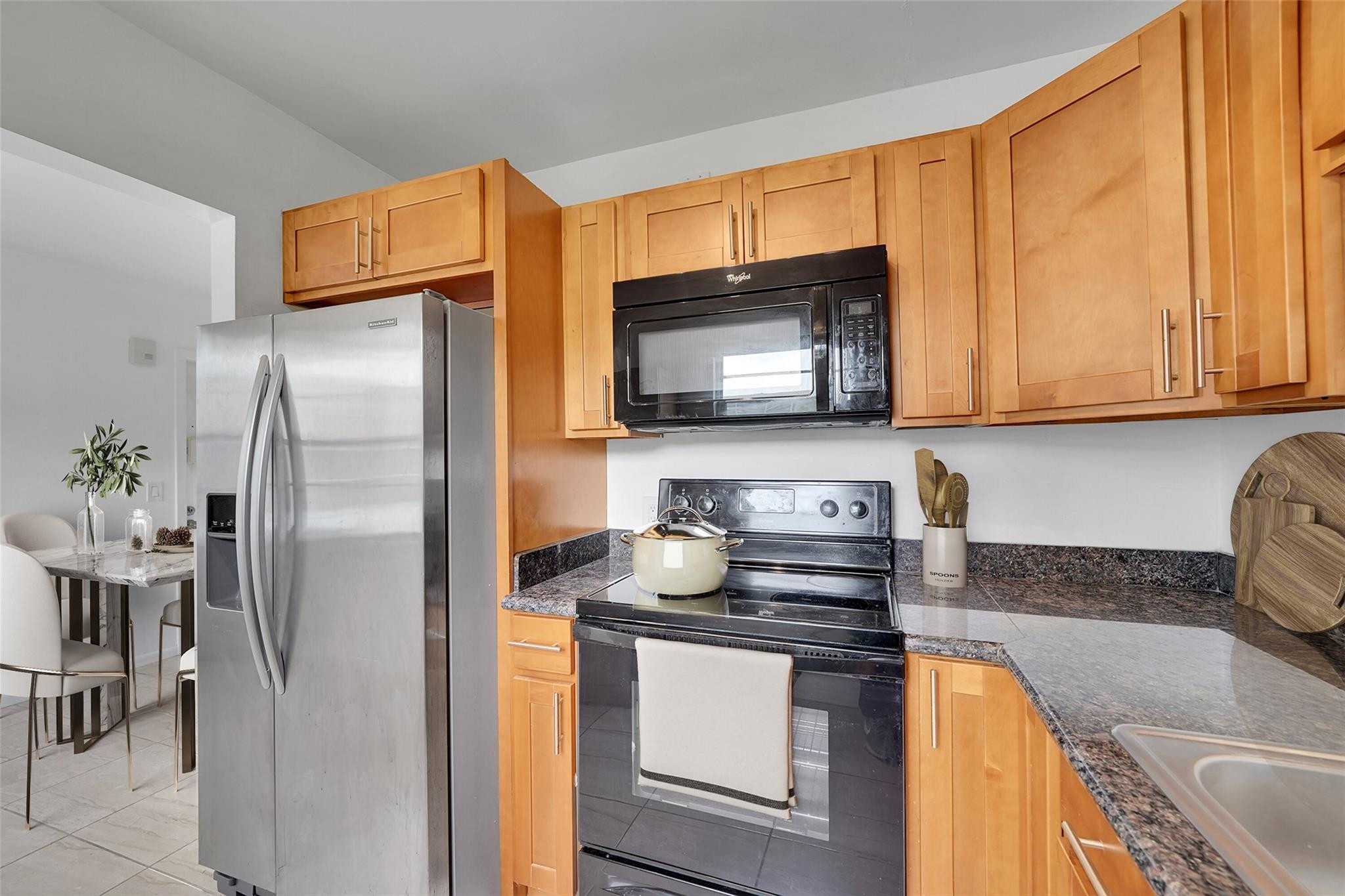 486 Fanshaw L, Unit 486 Boca Raton, FL 33434 - Photo 3 of 44 Virtual Staging