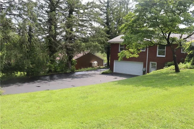 a view of a outdoor space