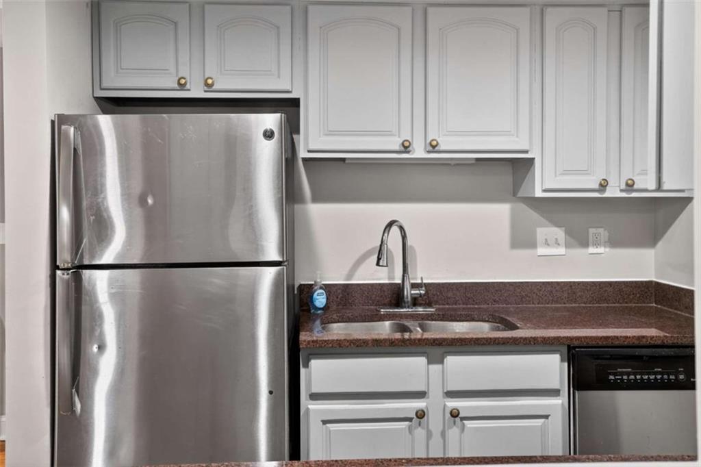 145 Rondak Circle Smyrna, GA 30080 - Photo 15 of 32