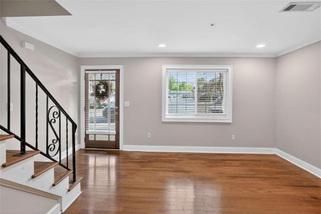 145 Rondak Circle Smyrna, GA 30080 - Photo 4 of 32