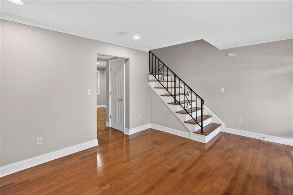 145 Rondak Circle Smyrna, GA 30080 - Photo 5 of 32