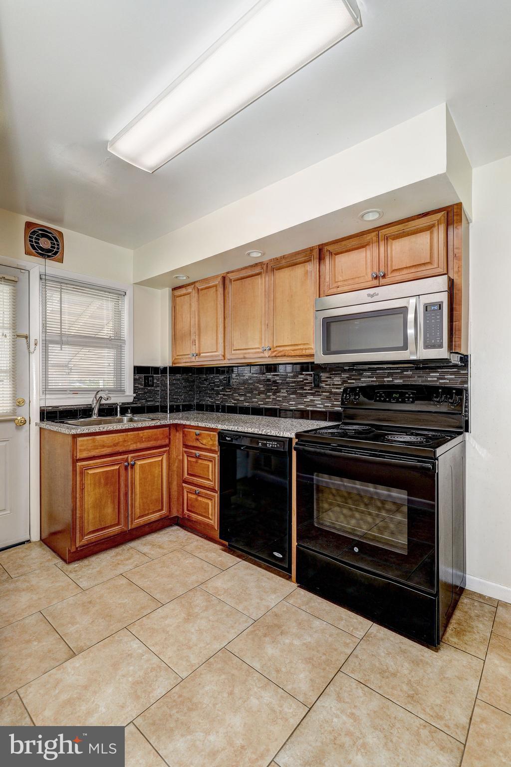 1123 Hollen Road Baltimore, MD 21239 - Photo 21 of 50