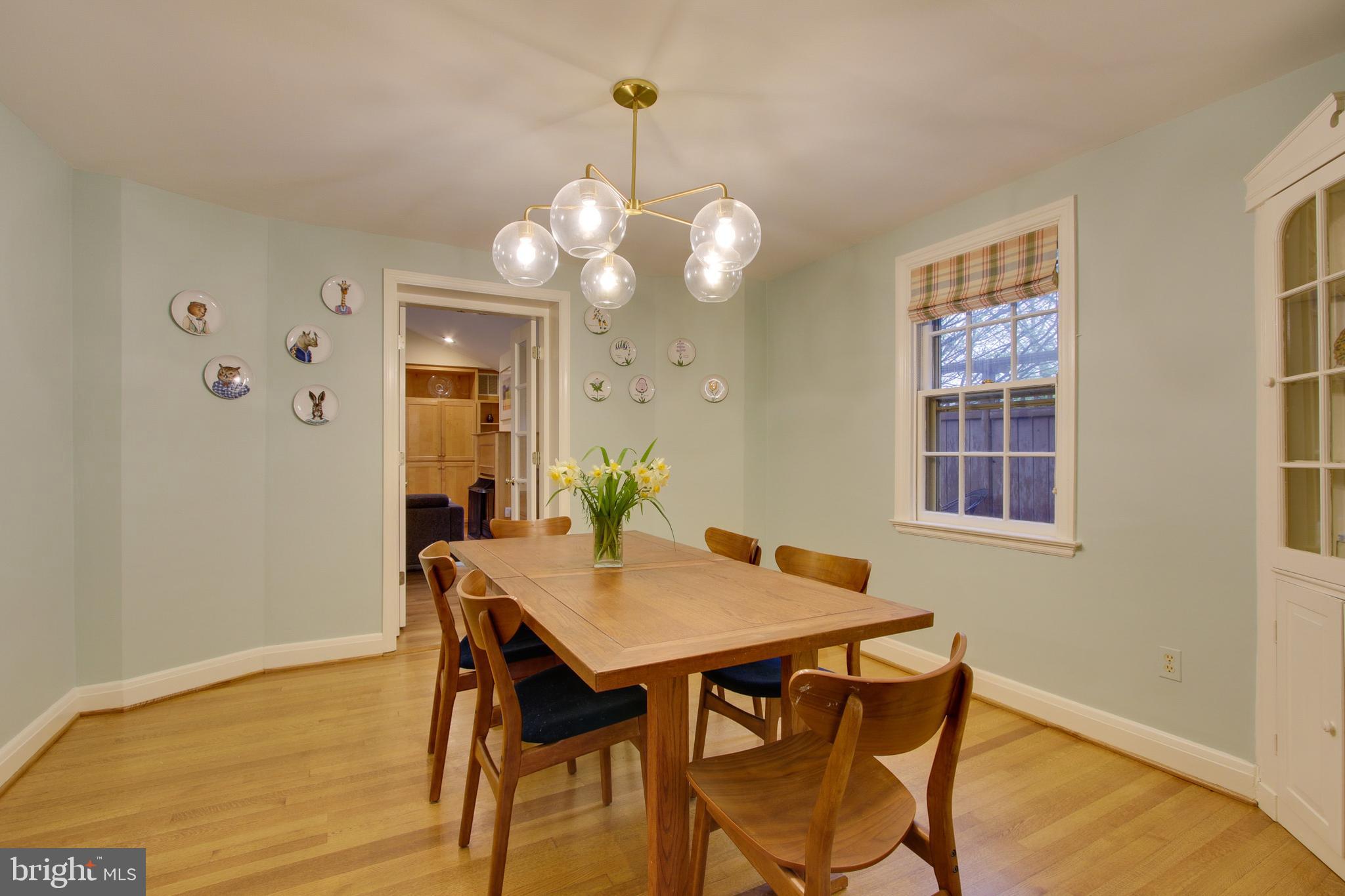 417 Alabama Road Baltimore, MD 21204 - Photo 9 of 47 Dining room for dinner parties!