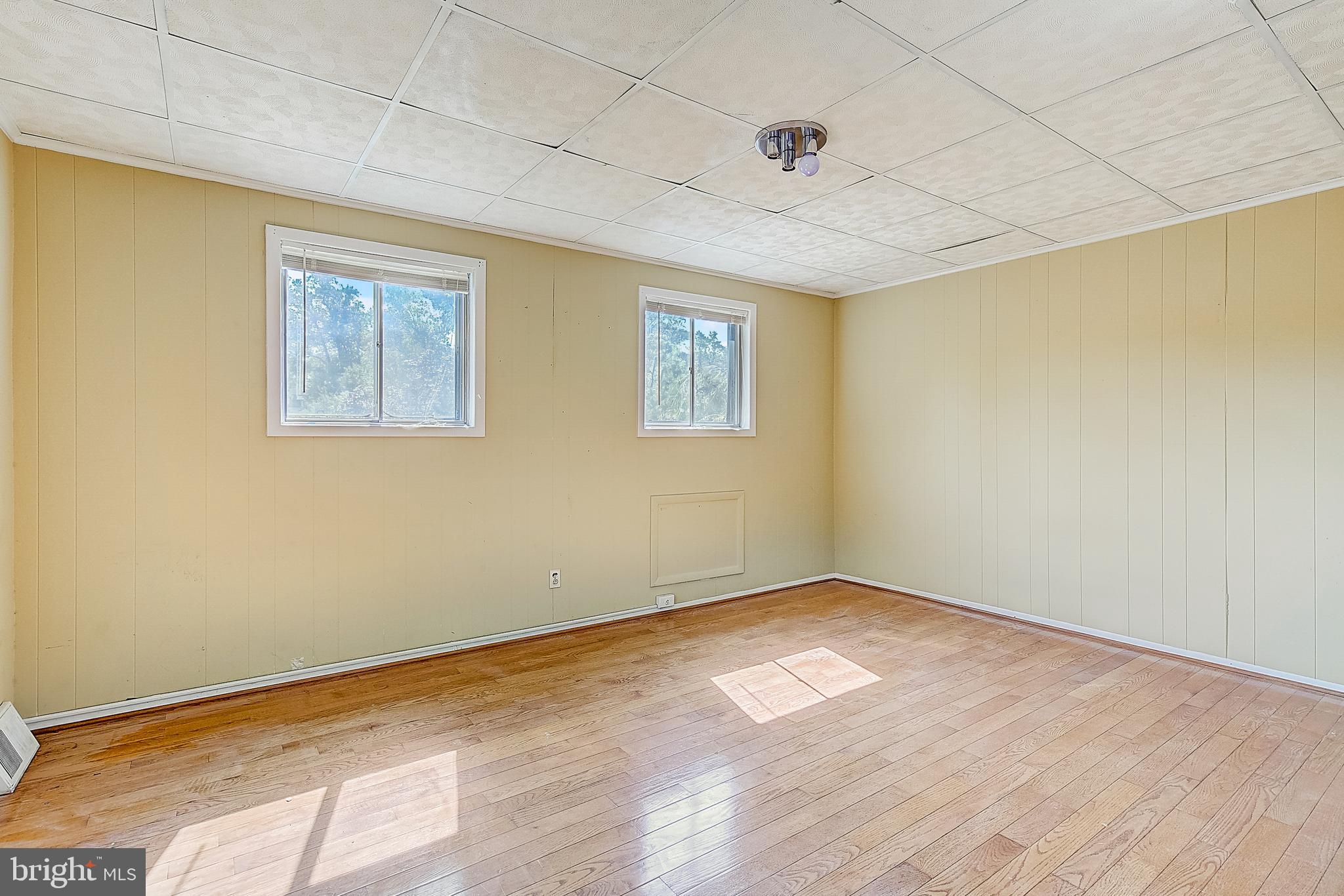 205 Juniper Road Havertown, PA 19083 - Photo 18 of 33 Gallery Image 18