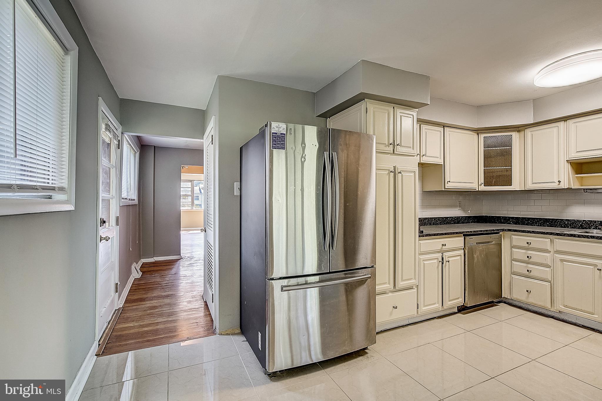205 Juniper Road Havertown, PA 19083 - Photo 9 of 33 Gallery Image 9
