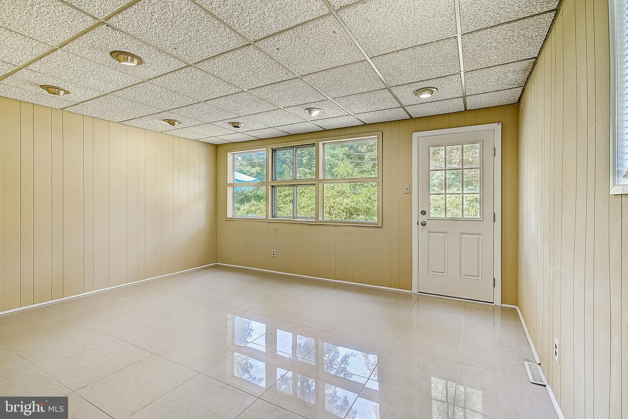 205 Juniper Road Havertown, PA 19083 - Photo 10 of 33 Gallery Image 10