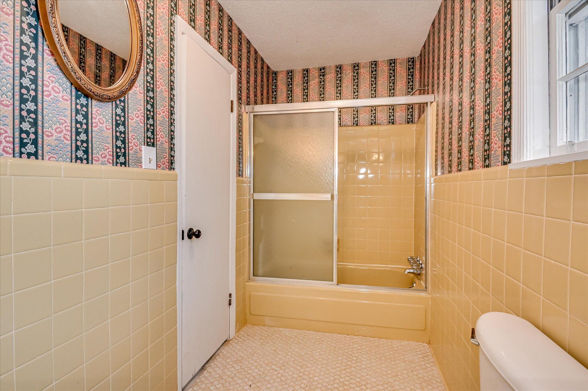 2440 Earl Street Augusta, GA 30904 - Photo 25 of 42 Primary bathroom