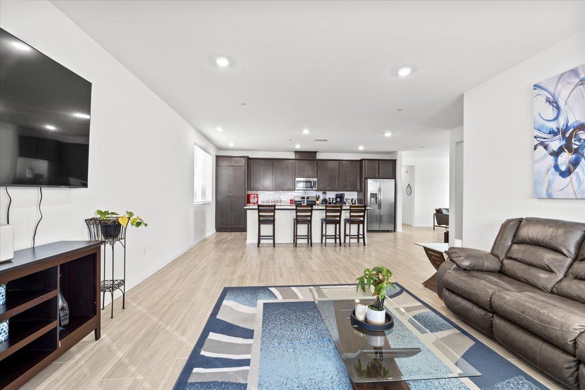 8808 Irondequoit Way Sacramento, CA 95829 - Photo 15 of 28