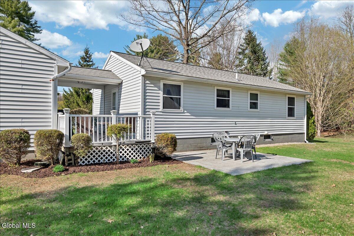 181 Jones Road Wilton, NY 12866 - Photo 29 of 44 29-P1840502