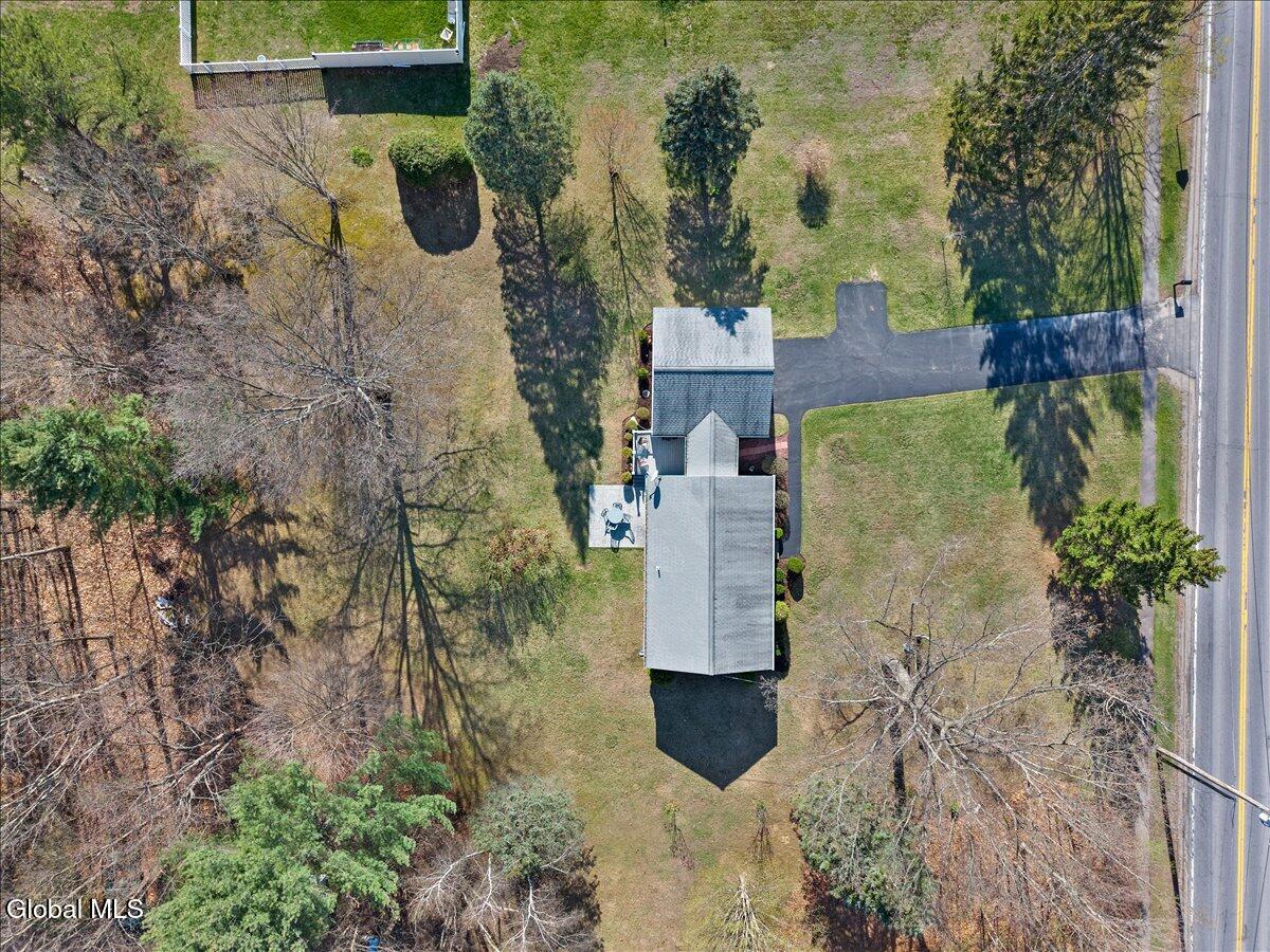 181 Jones Road Wilton, NY 12866 - Photo 39 of 44 39-DJI_20260420165618_0124_D