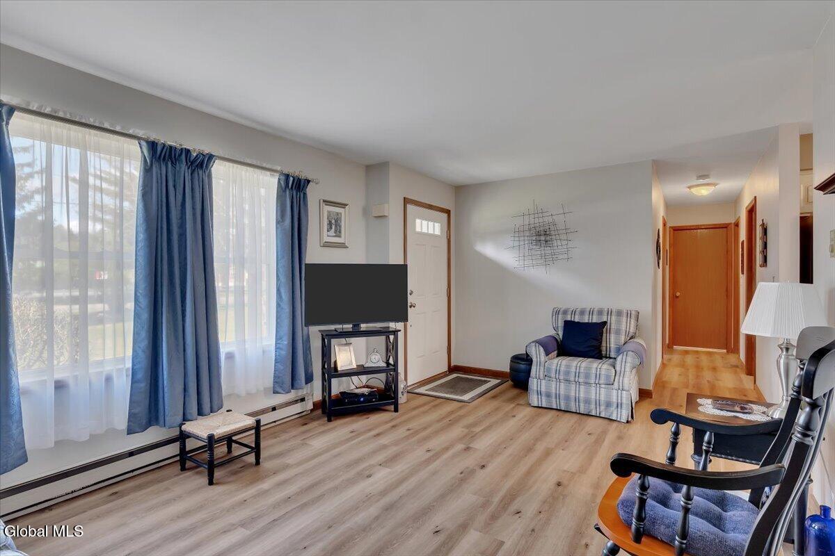 181 Jones Road Wilton, NY 12866 - Photo 6 of 44 06-P1840536