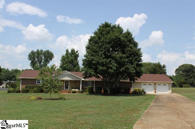 9 East Ridge Drive Inman, SC 29349 - Photo 2 of 35