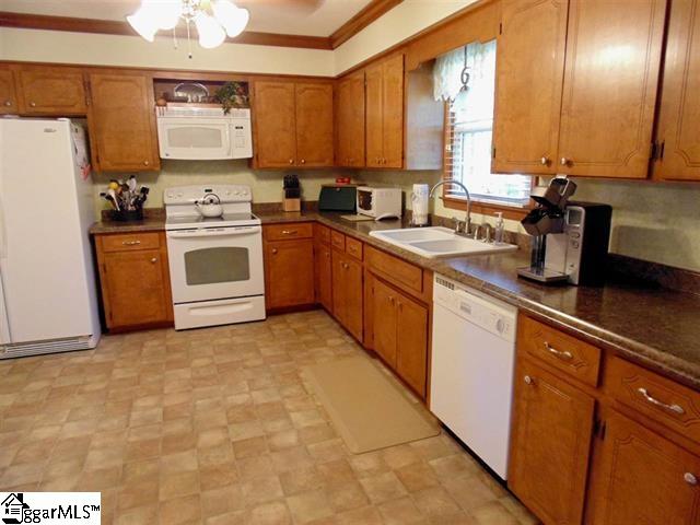 9 East Ridge Drive Inman, SC 29349 - Photo 15 of 35