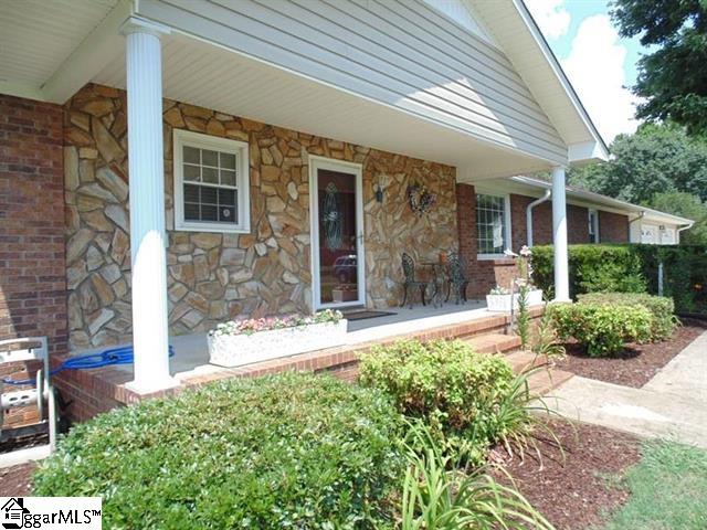 9 East Ridge Drive Inman, SC 29349 - Photo 4 of 35