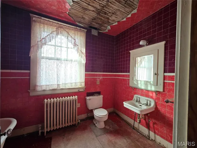 $184,900 | 232 South Walnut Street, Dexter, MO 63841