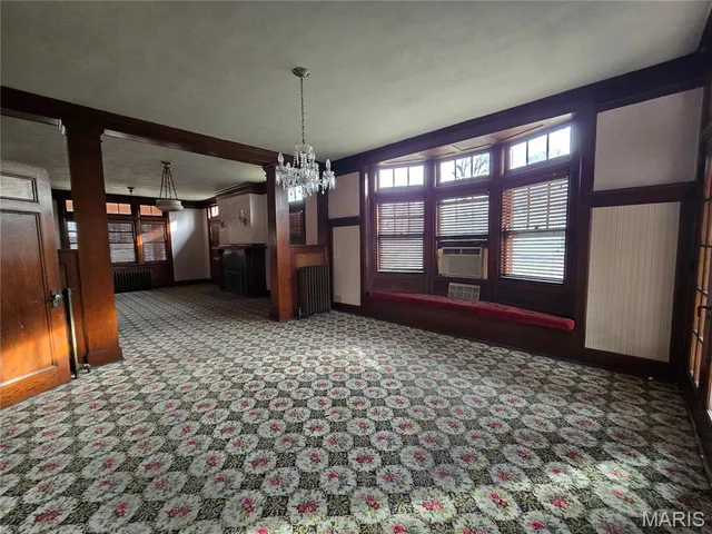 $184,900 | 232 South Walnut Street, Dexter, MO 63841