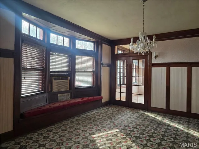 $184,900 | 232 South Walnut Street, Dexter, MO 63841