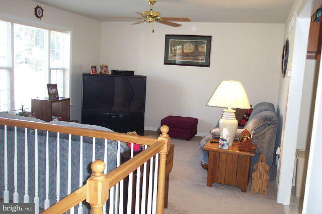 33 Newville Road Elizabethtown, PA 17022 - Photo 5 of 6 Gallery Image 5