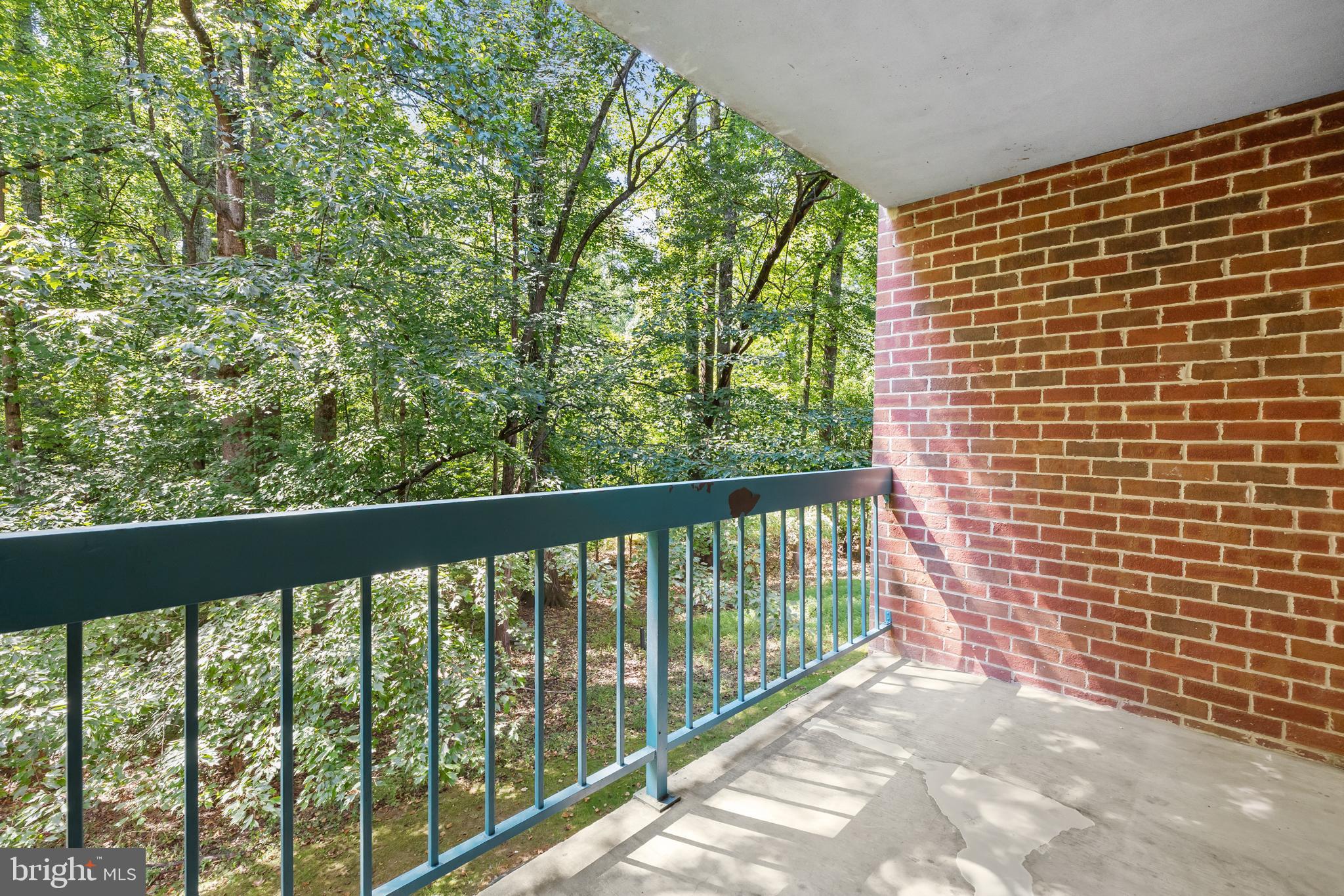 11835 Shire Court, Unit 12C Reston, VA 20191 - Photo 4 of 28 a view of balcony with yard