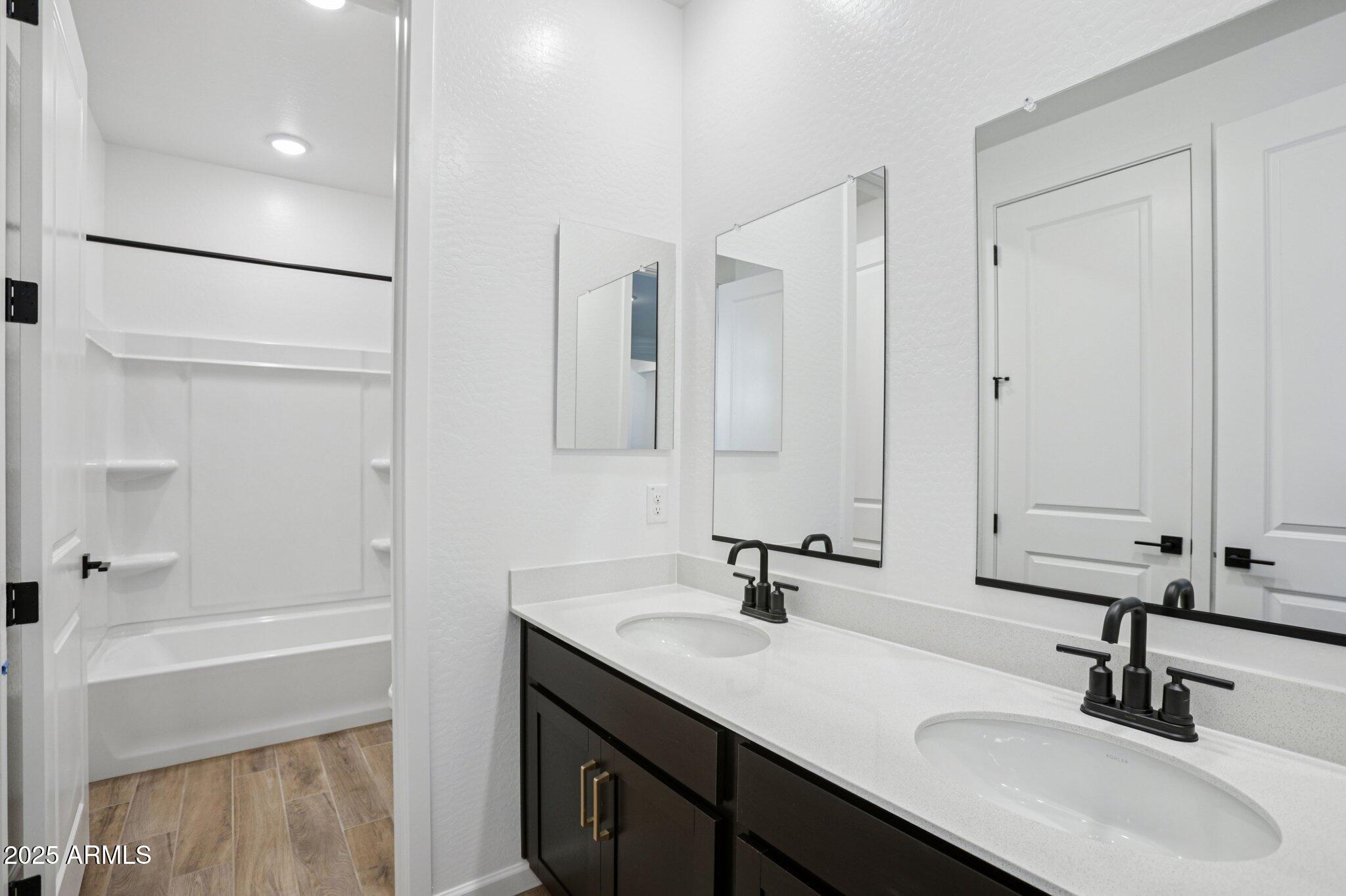 15722 West Brown Street Waddell, AZ 85355 - Photo 26 of 61 26-web-or-mls-W Brown St-S1810-026