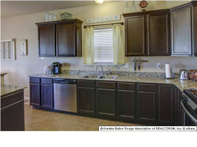 42324 Devall Road Prairieville, LA 70769 - Photo 12 of 26 Gallery Image 12
