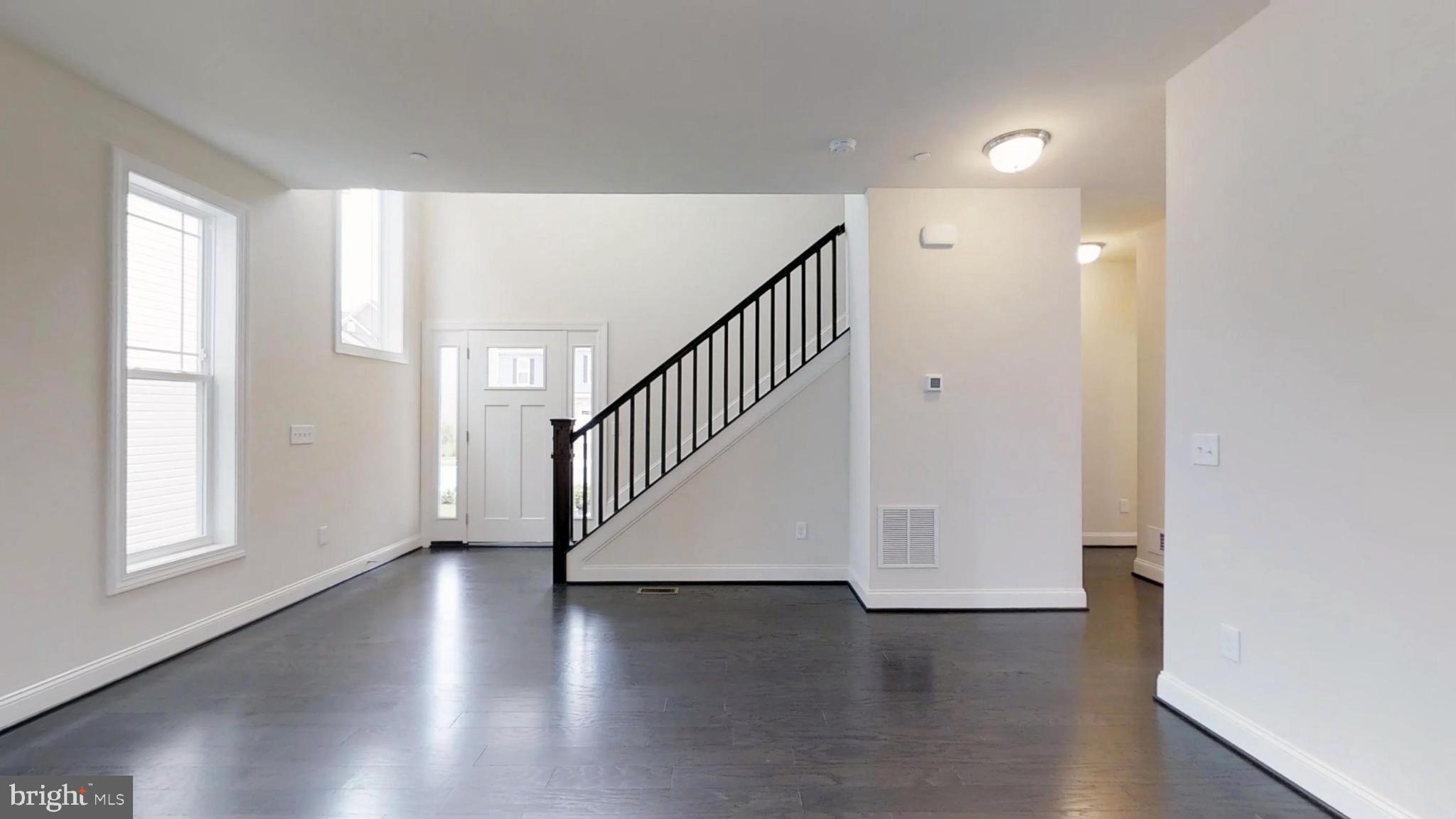 221 Carroll Road Pasadena, MD 21122 - Photo 4 of 8 Gallery Image 4