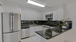 Aviara kitchen