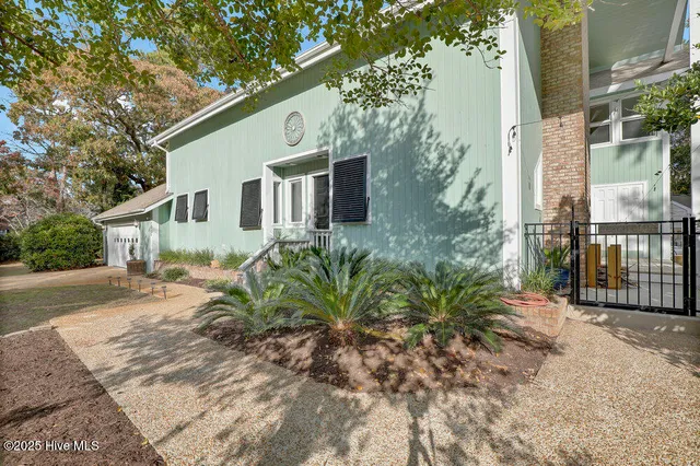 $915,000 | 2001 Cordgrass Road, Hampstead, NC 28443