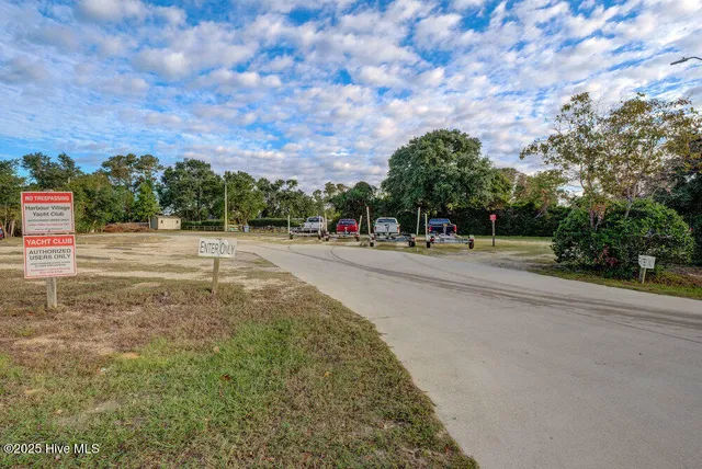 $915,000 | 2001 Cordgrass Road, Hampstead, NC 28443