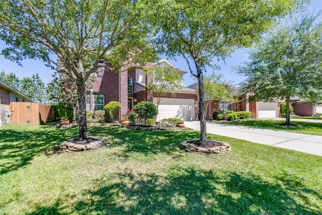 $2,450 | 31006 Imperial Walk Lane, Spring, TX 77386