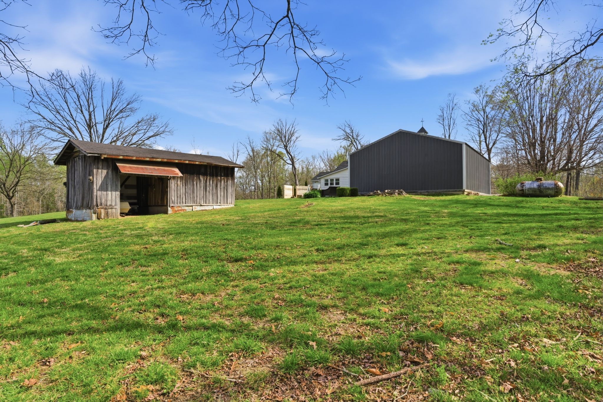 2667 Crocker Springs Road Goodlettsville, TN 37072 - Photo 37 of 64 a house view with a garden space